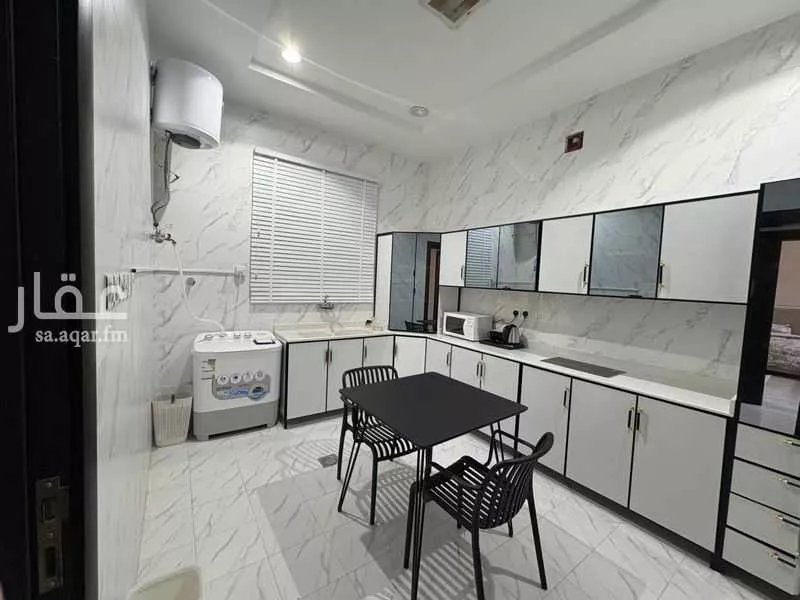 2 bedroom floor in Al Janadriyah 13