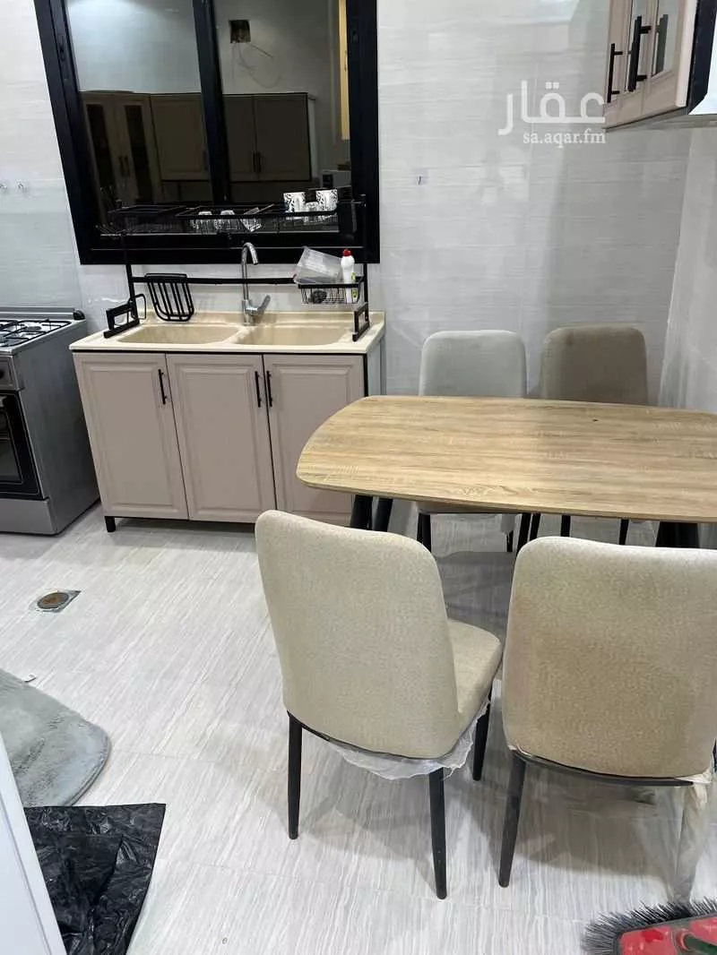 2 bedroom floor in Al Rimal 3