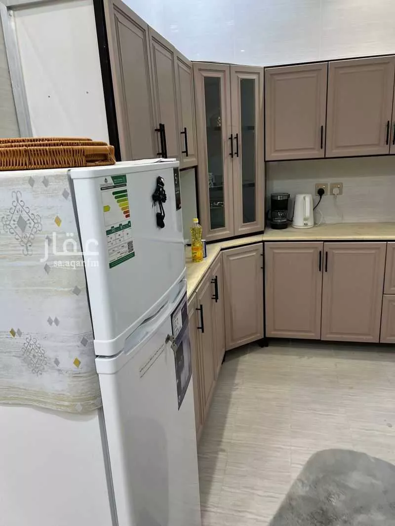 2 bedroom floor in Al Rimal 5
