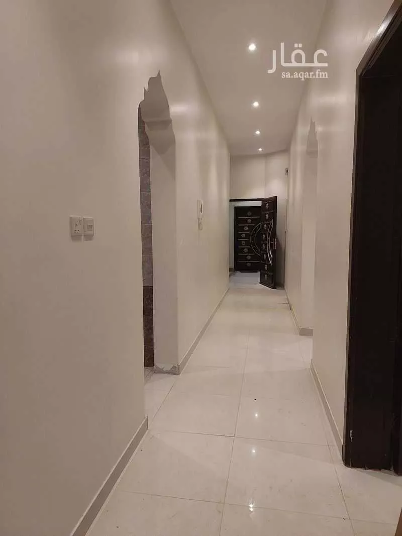 3 bedroom apartment in Al Aqiq 4