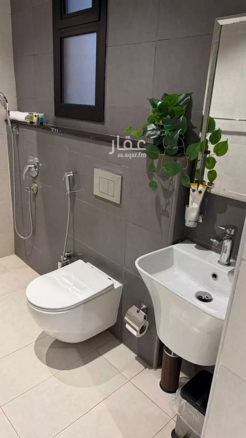 2 bedroom floor in Al Aridh 16