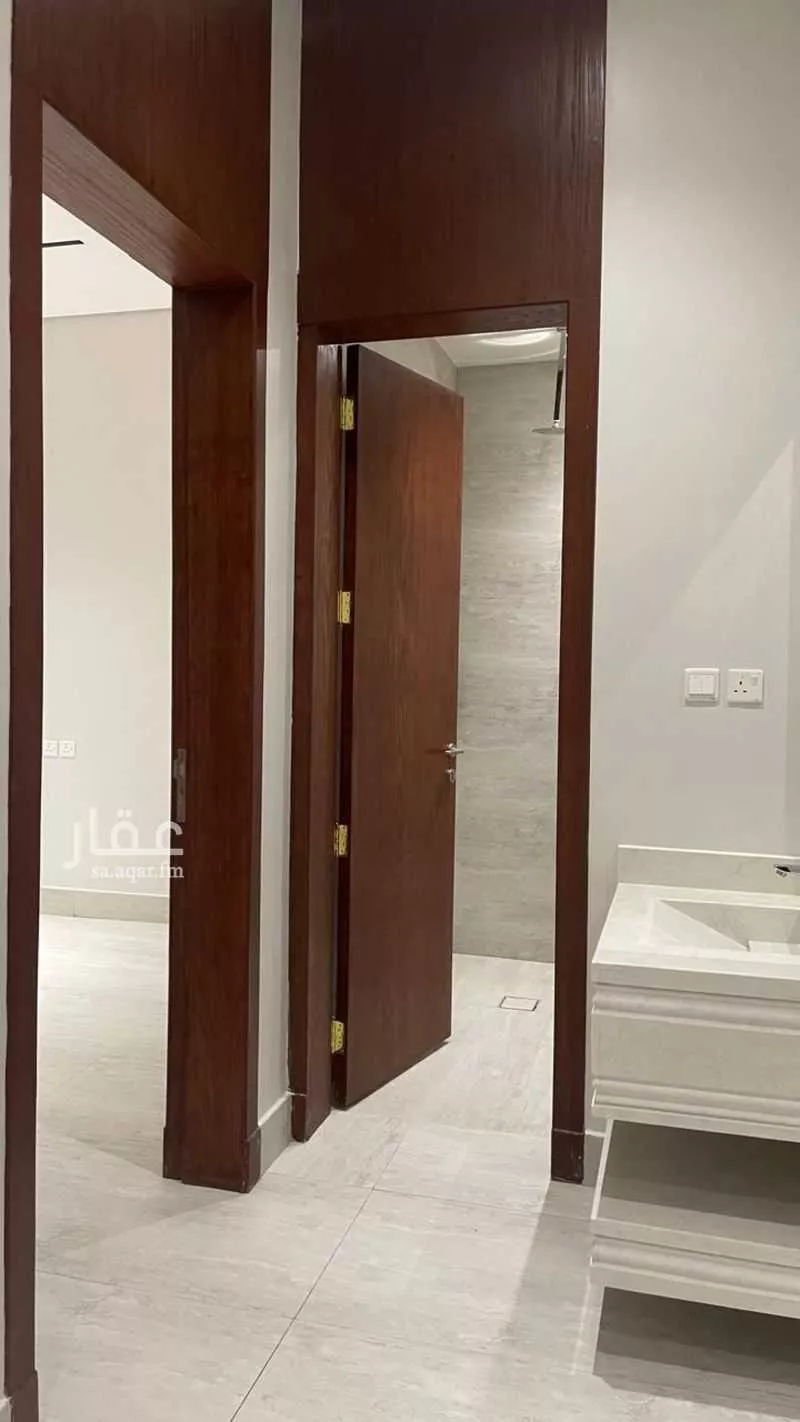 3 bedroom floor in Al Aridh 6