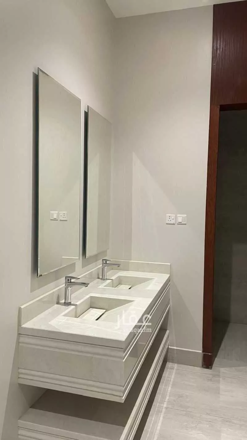 3 bedroom floor in Al Aridh 7