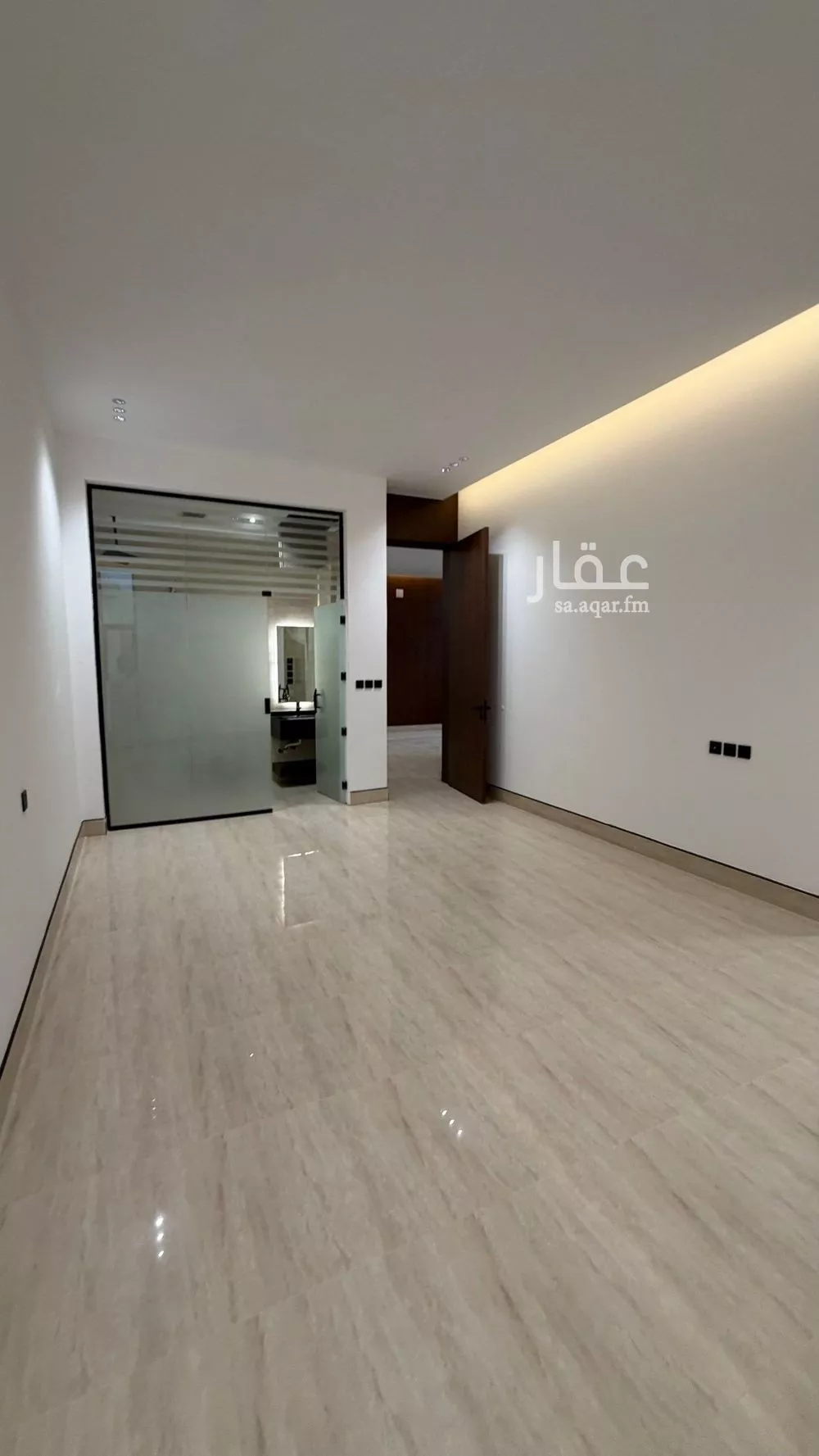 6 bedroom villa in Al Mahdiyyah 25