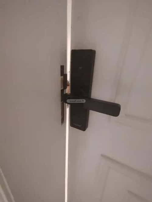 شقة 1 غرف في العارض 5