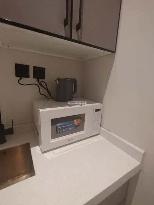 شقة 1 غرف في العارض 3