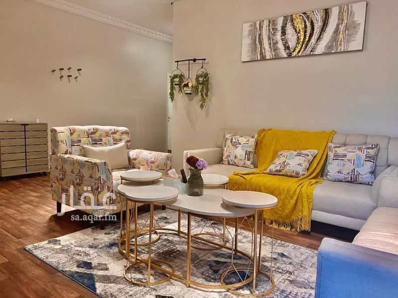 3 bedroom floor in Al Rabwa 2