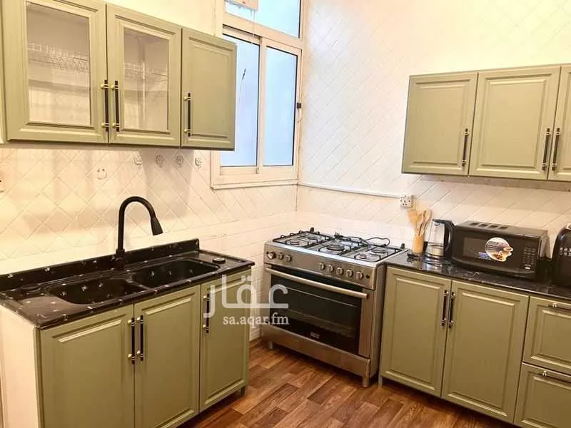 3 bedroom floor in Al Rabwa 7