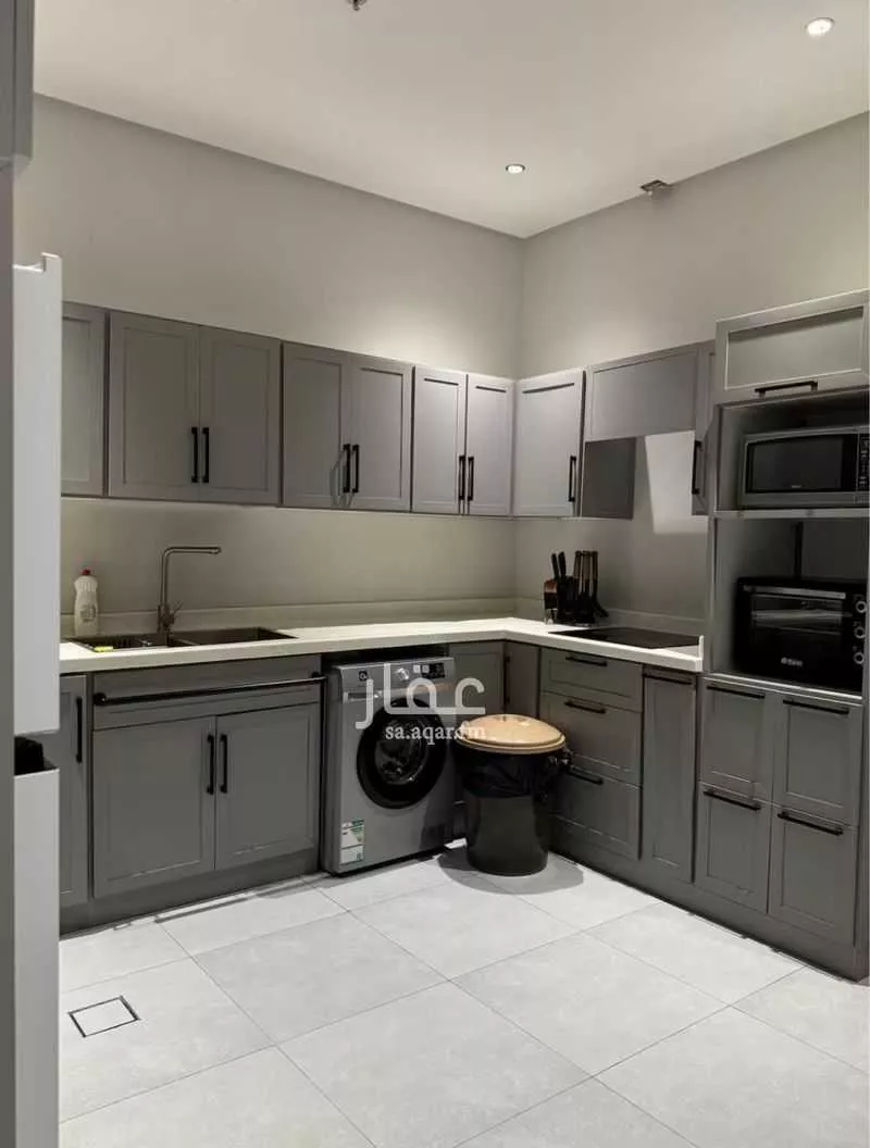 3 bedroom apartment in Al Rabie 15