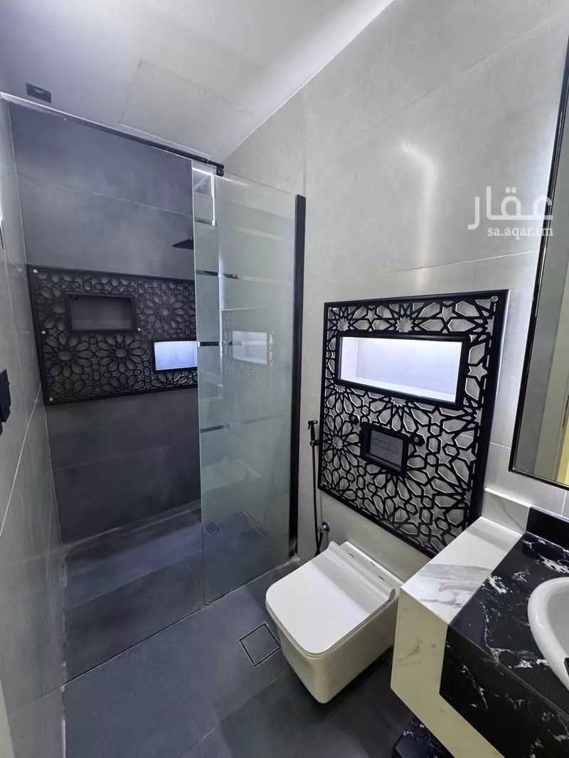 5 bedroom apartment in Al Rawdah 4