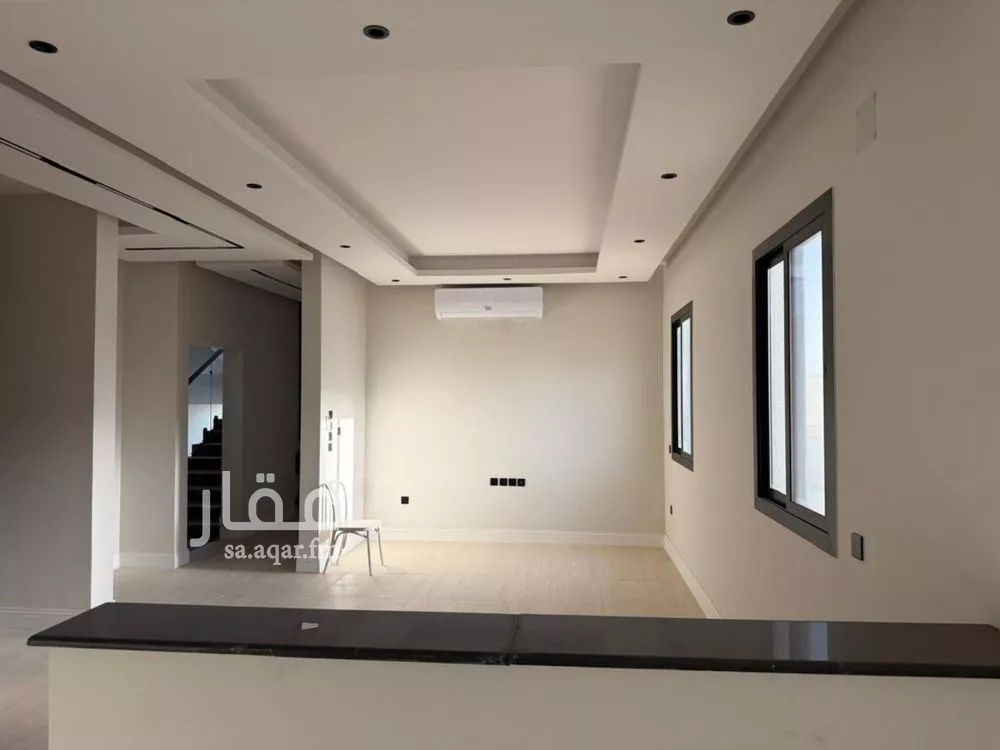 4 bedroom villa in Al Aridh 18