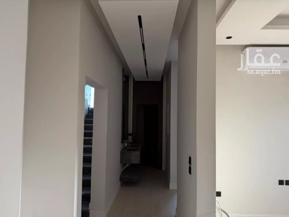 4 bedroom villa in Al Aridh 22