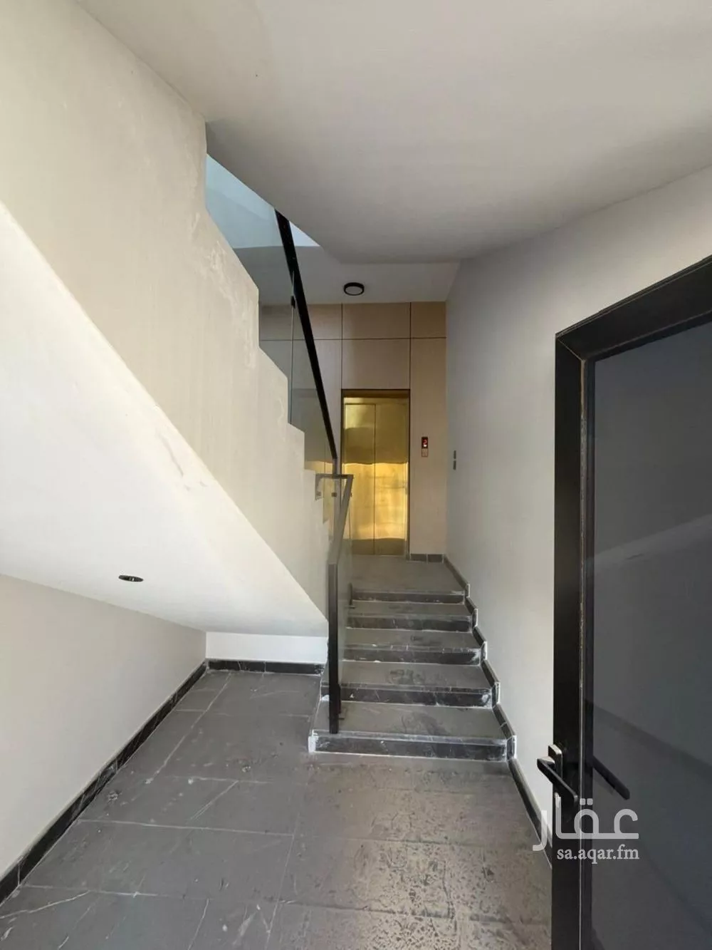 4 bedroom villa in Al Aridh 6