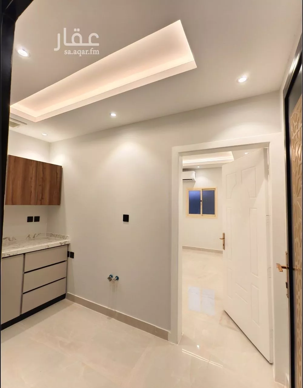 1 bedroom apartment in Al Falah 4