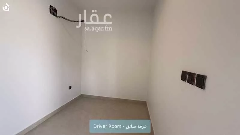 فيلا 5 غرف في الملقا 10