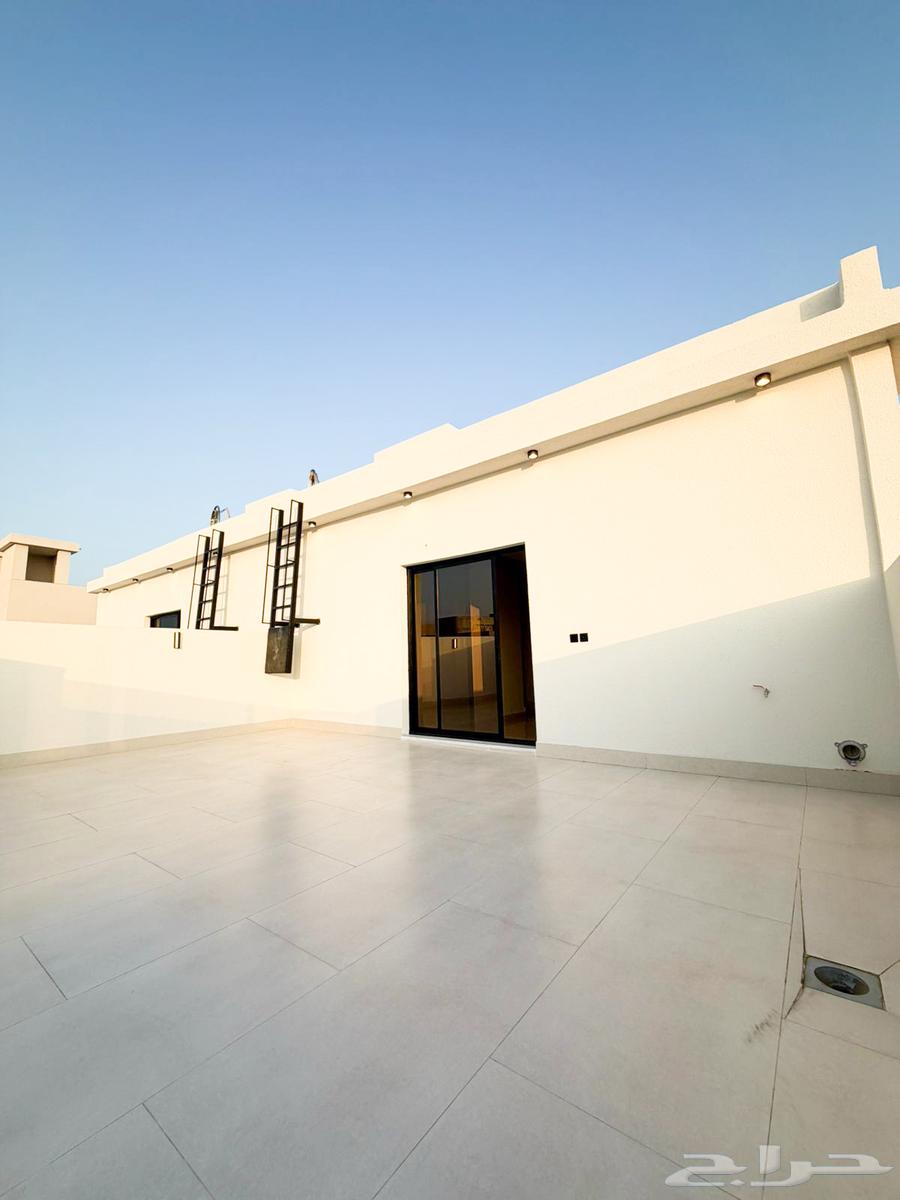 5 bedroom villa in Al Yaqout 9
