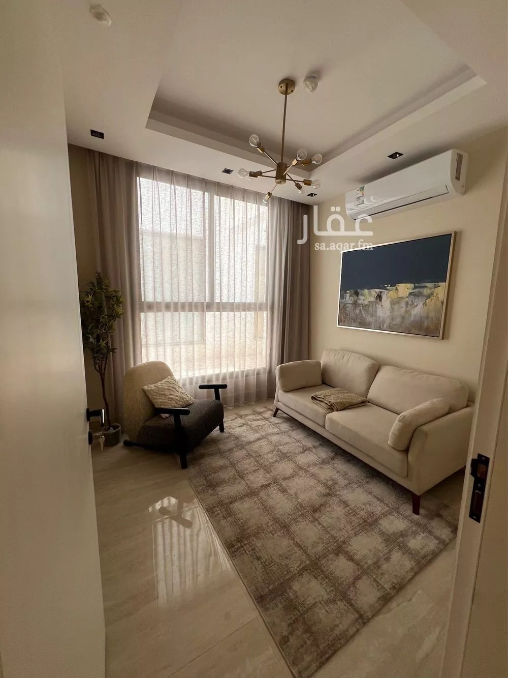3 bedroom apartment in Al Malqa 14