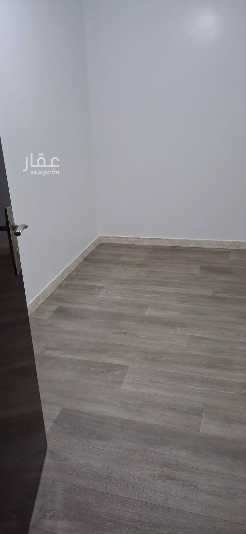 4 bedroom floor in Al Khaleej 5