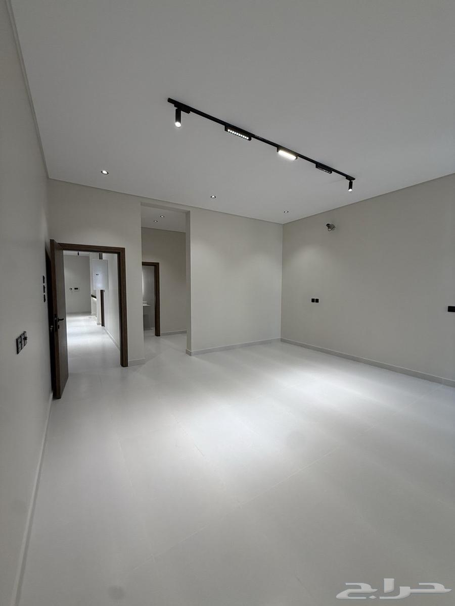 8 bedroom villa in Al Hamra wa Umm Al Joud 13