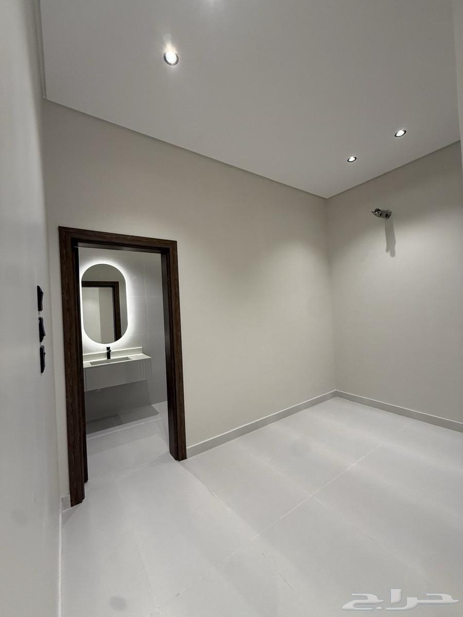 8 bedroom villa in Al Hamra wa Umm Al Joud 15