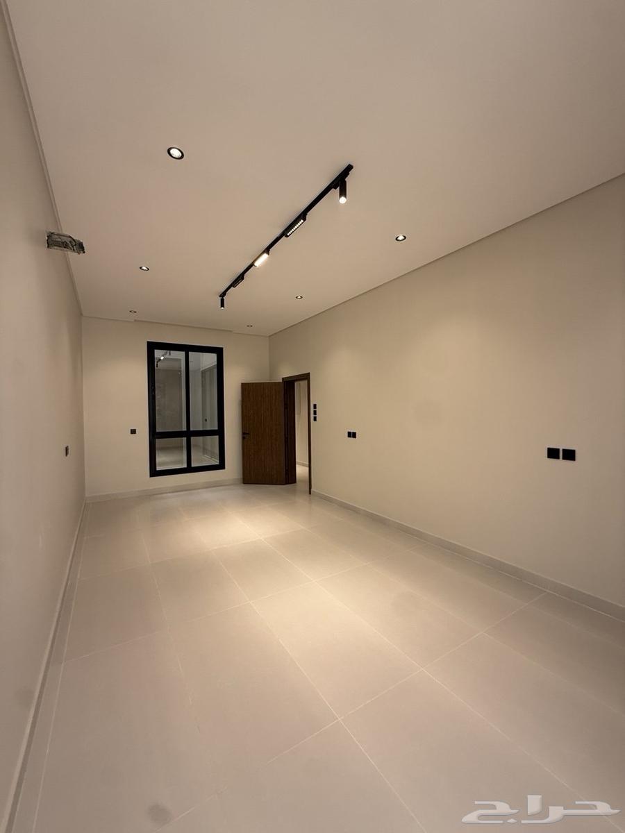 8 bedroom villa in Al Hamra wa Umm Al Joud 16