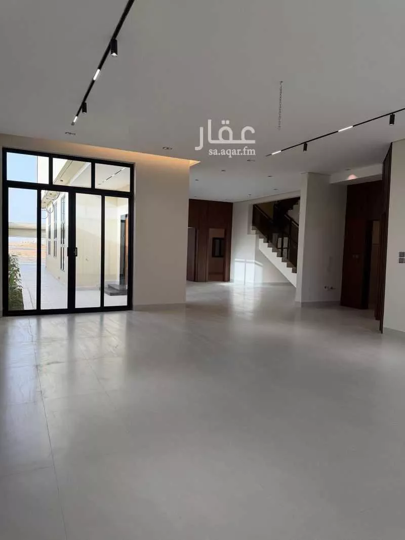 7 bedroom villa in Dahiat Namar 10