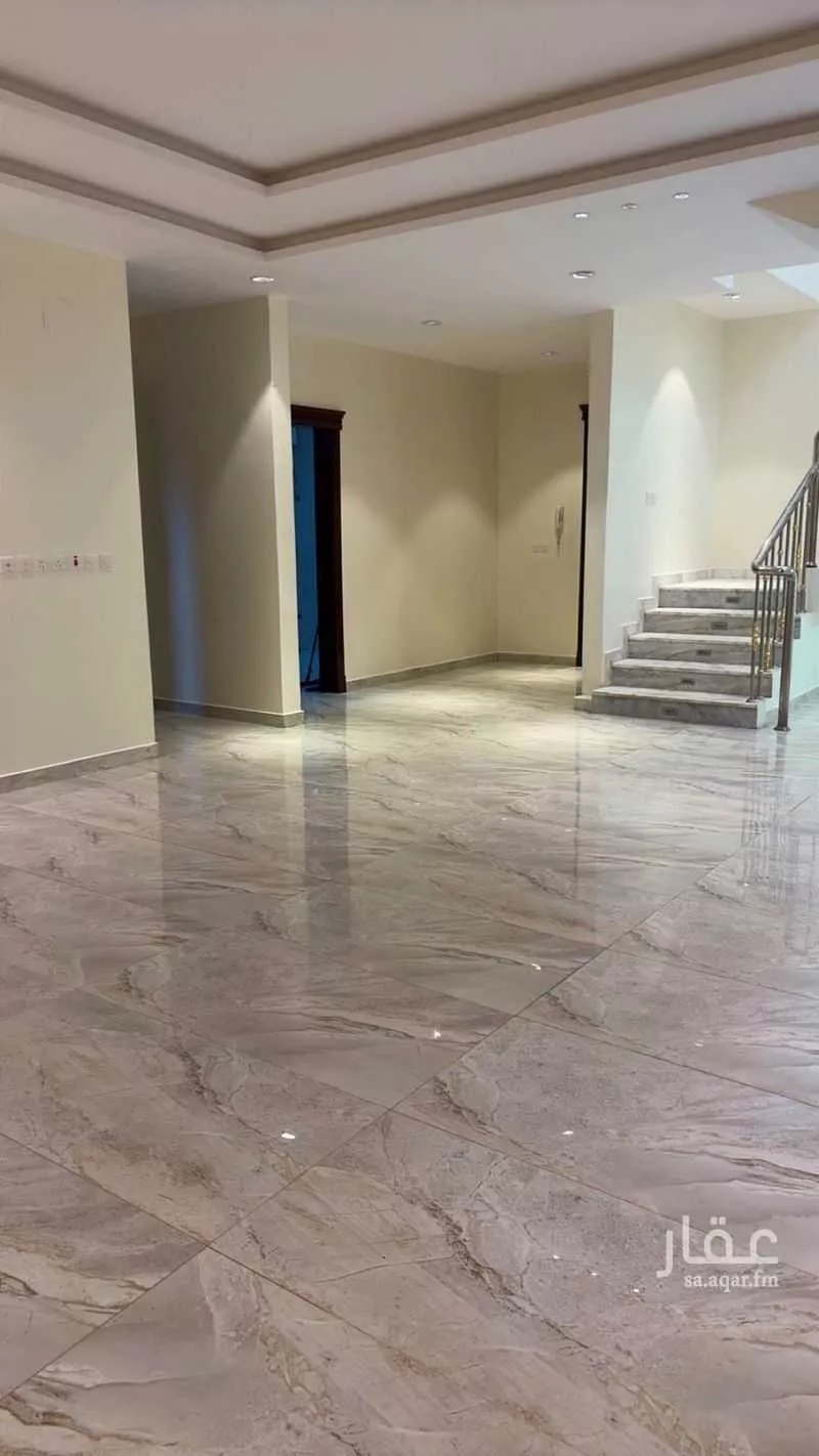 5 bedroom villa in Dhahrat Namar 7