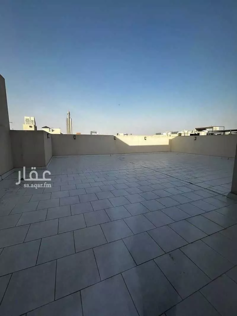 3 bedroom apartment in Al Malqa 8