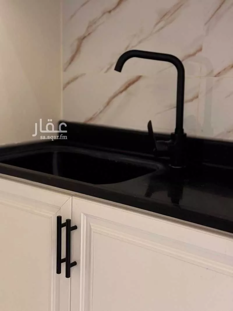 شقة 2 غرف في العقيق 7