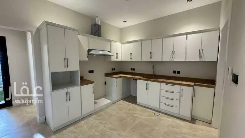 2 bedroom apartment in Al Qairawan 8