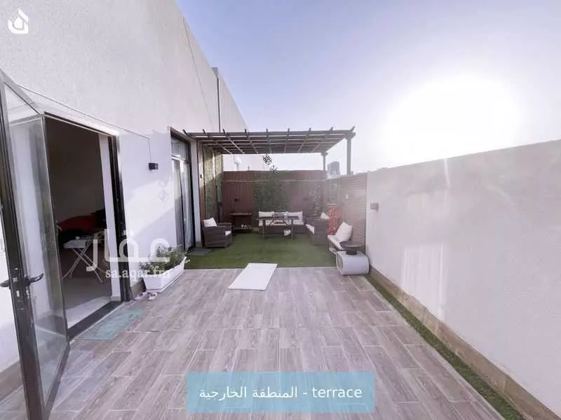 شقة 3 غرف في عرقة 13