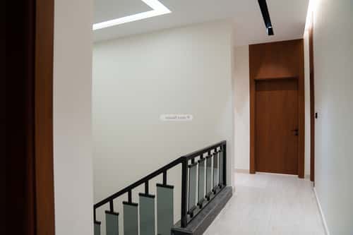 فيلا 5 غرف في بطحاء قريش 1