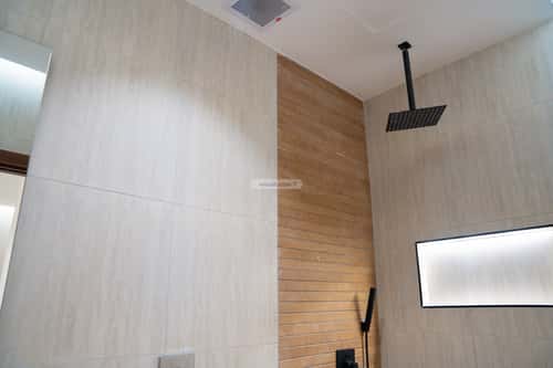 فيلا 5 غرف في بطحاء قريش 3