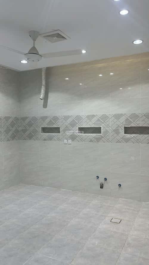 4 bedroom apartment in Warqan 17