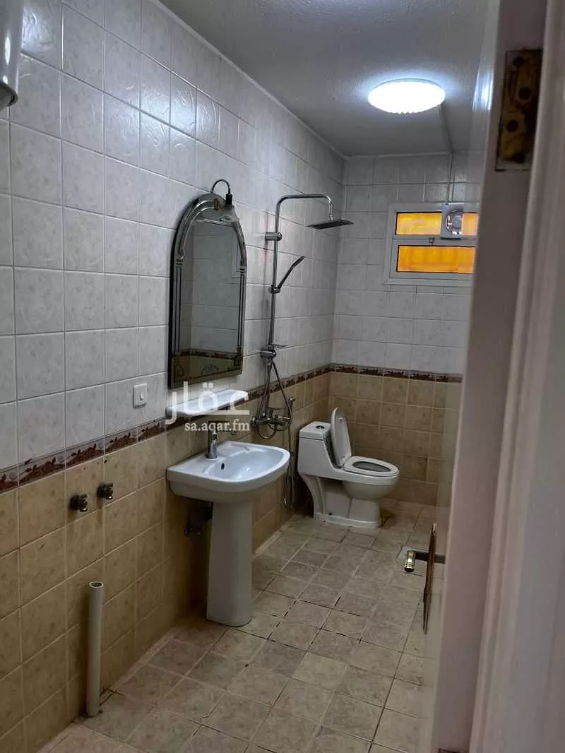3 bedroom floor in Al Zahrah 4