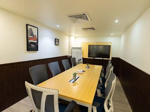 مكتب 3000 م² في الملك عبدالعزيز 4