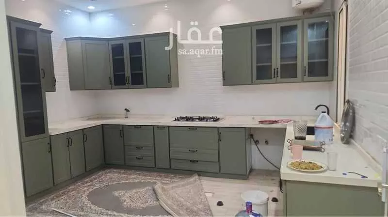 فيلا 7 غرف في بدر 4