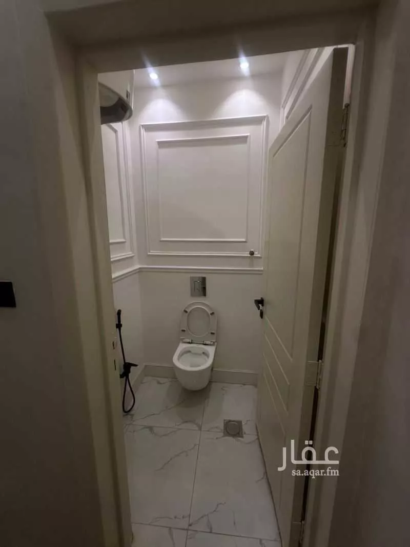 5 bedroom apartment in Al Mahdiyyah, Riyadh 7