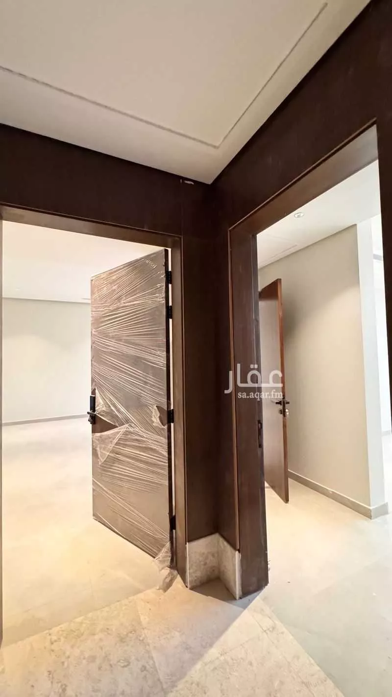 6 bedroom apartment in Al Rawdah 3