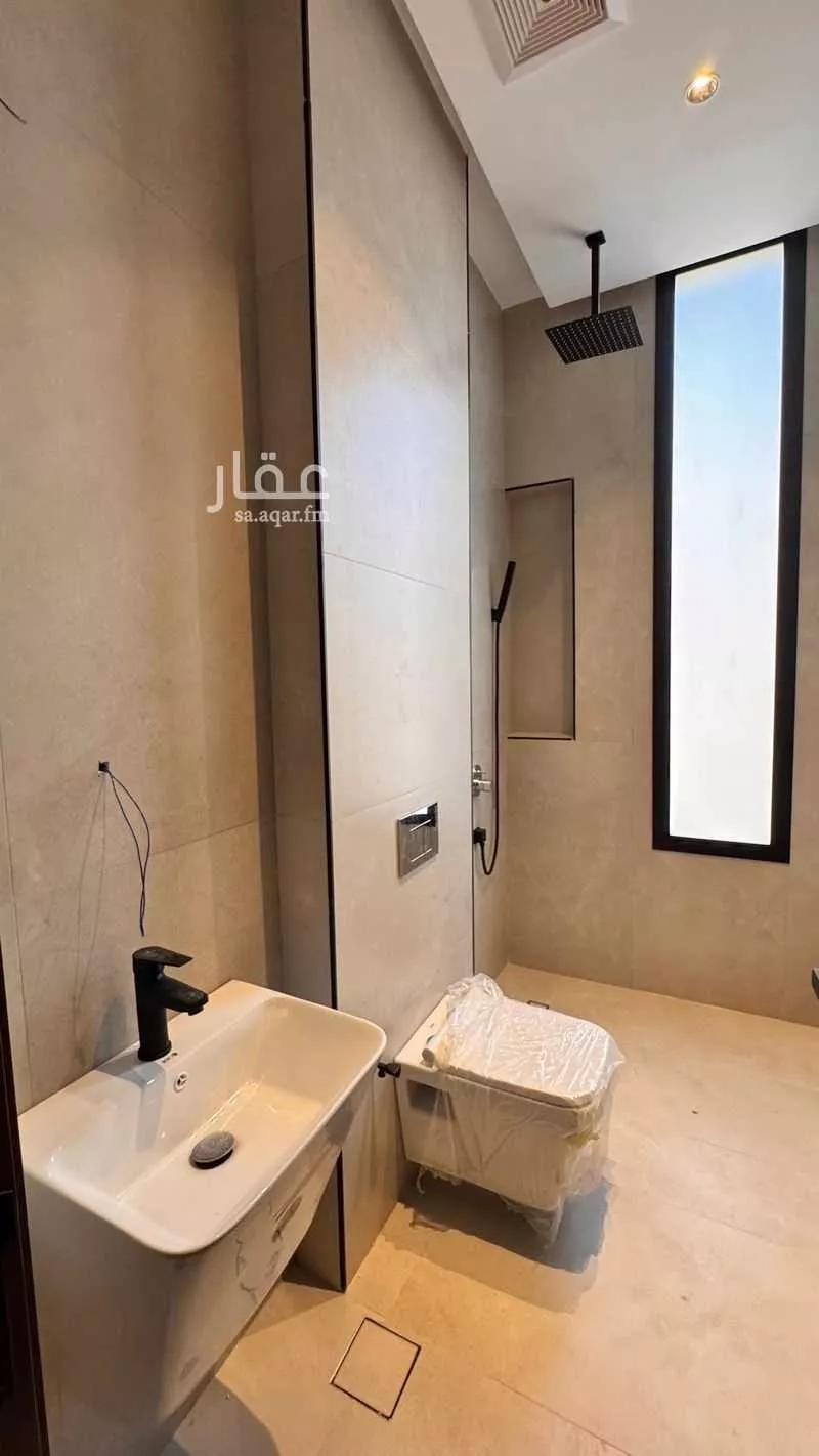 6 bedroom apartment in Al Rawdah 5