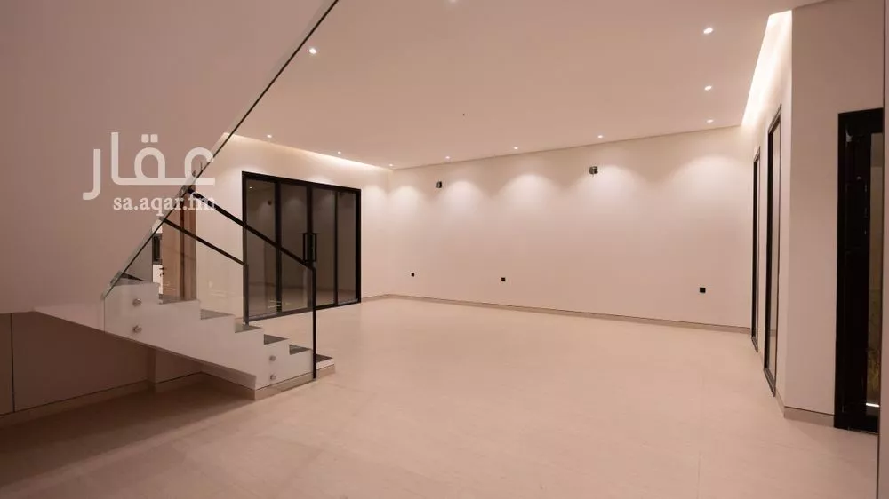 4 bedroom villa in Ash Shulah, Eastern Province 10