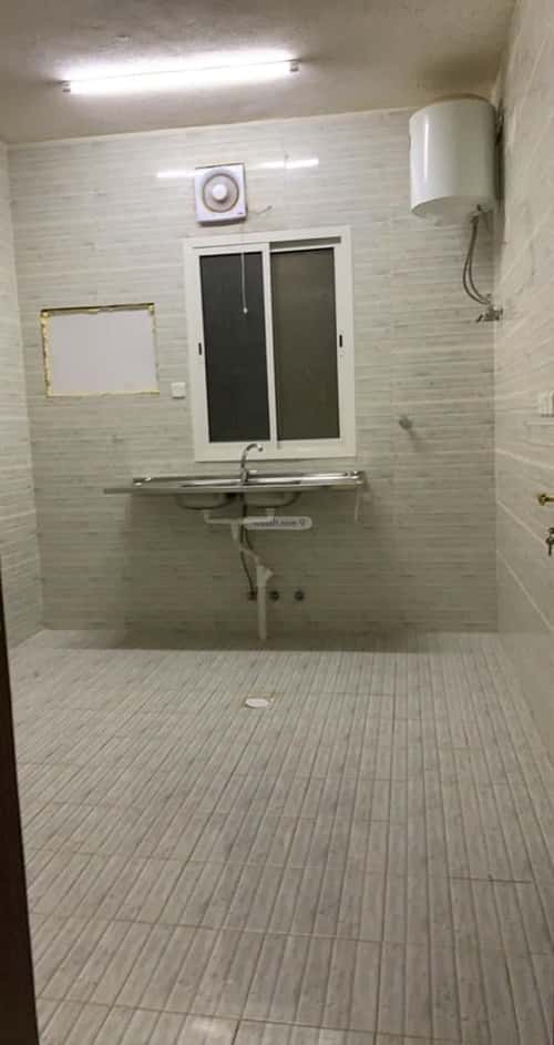 شقة 3 غرف في الرمال 5