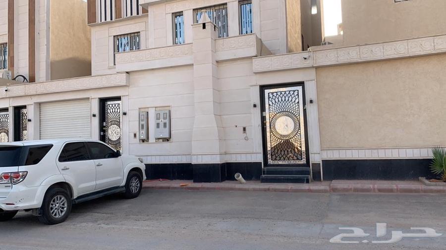 شقة 3 غرف في الرمال 1