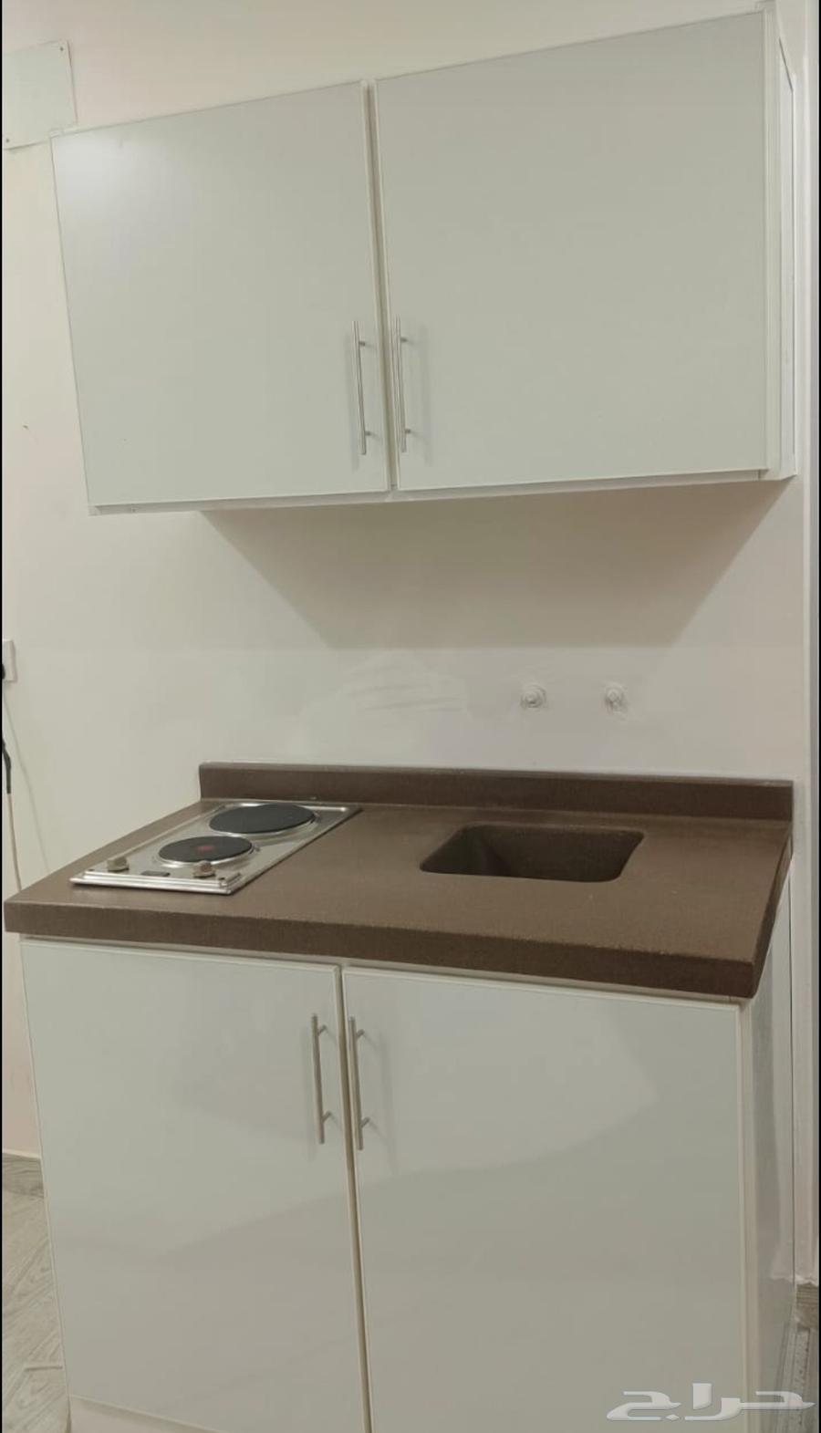 شقة 14 غرف في الزاهر 1