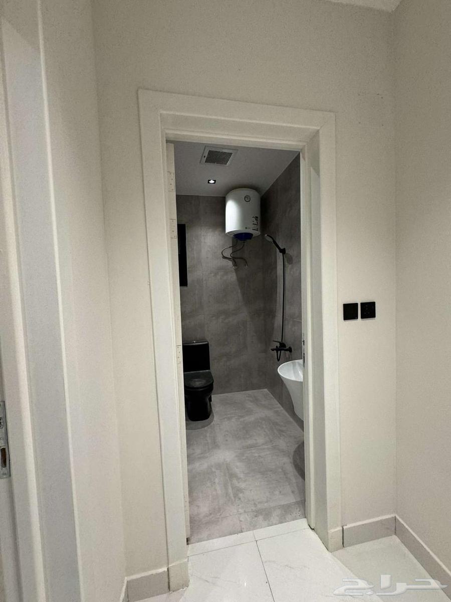 شقة 5 غرف في طويق 3