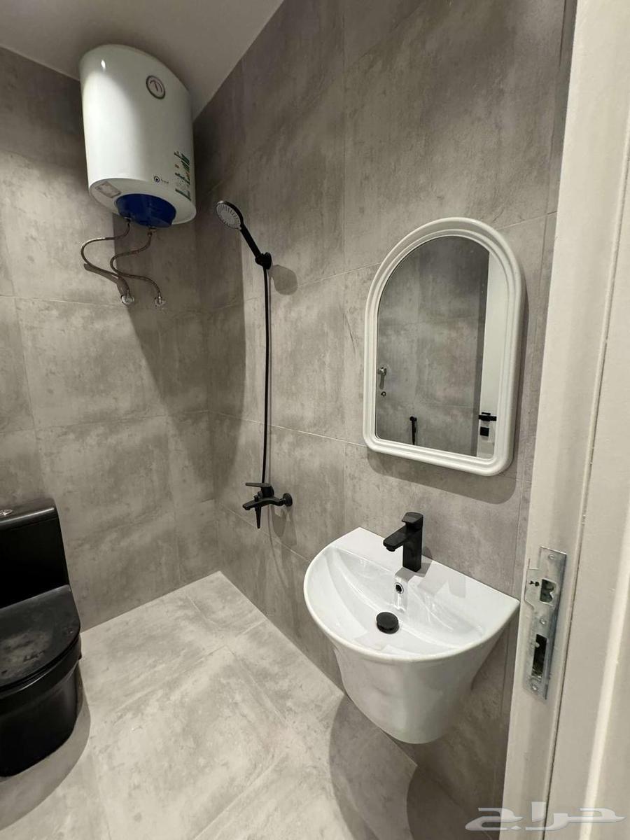 شقة 5 غرف في طويق 4