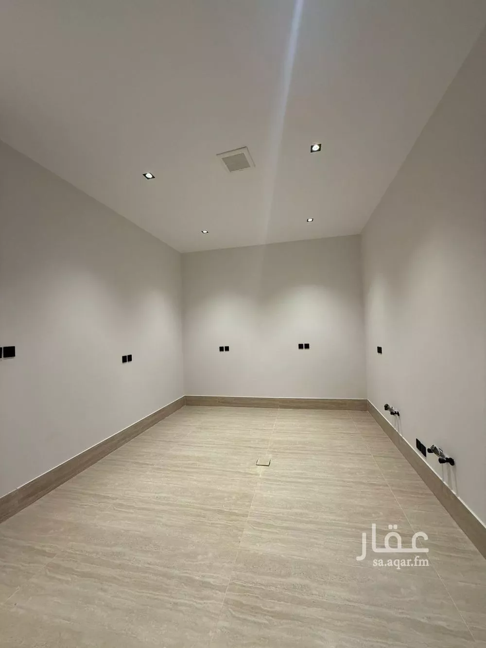 6 bedroom villa in Al Mahdiyyah 15