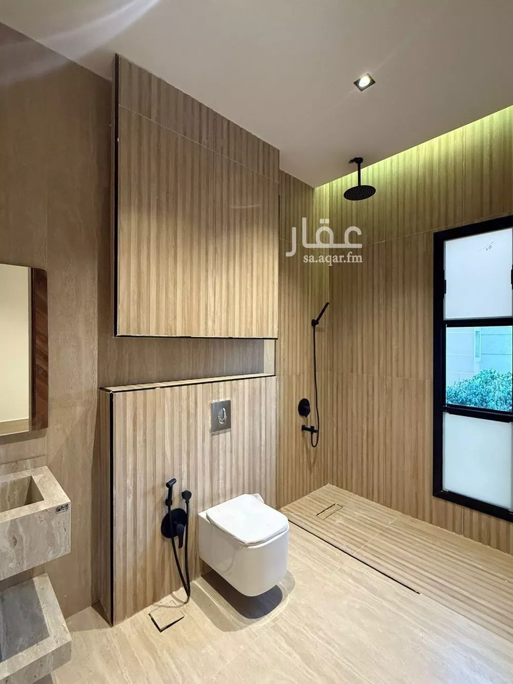 فيلا 6 غرف في المهدية 3