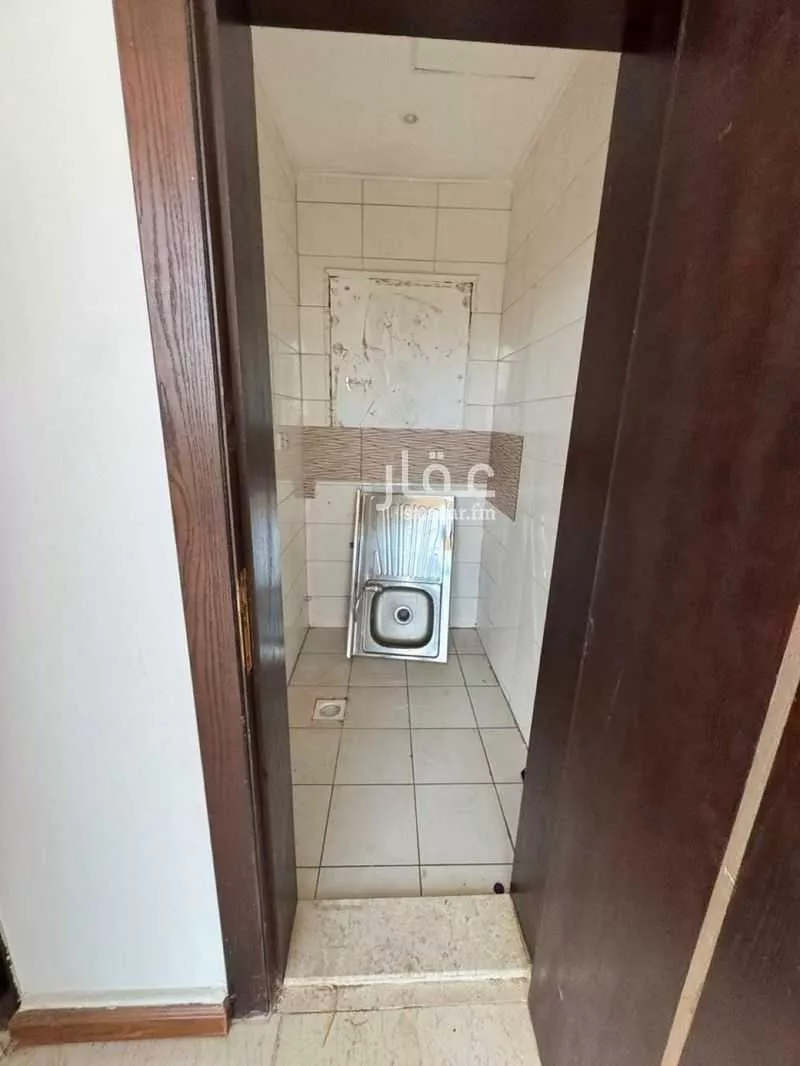 مكتب 80 م² في النعيم 4