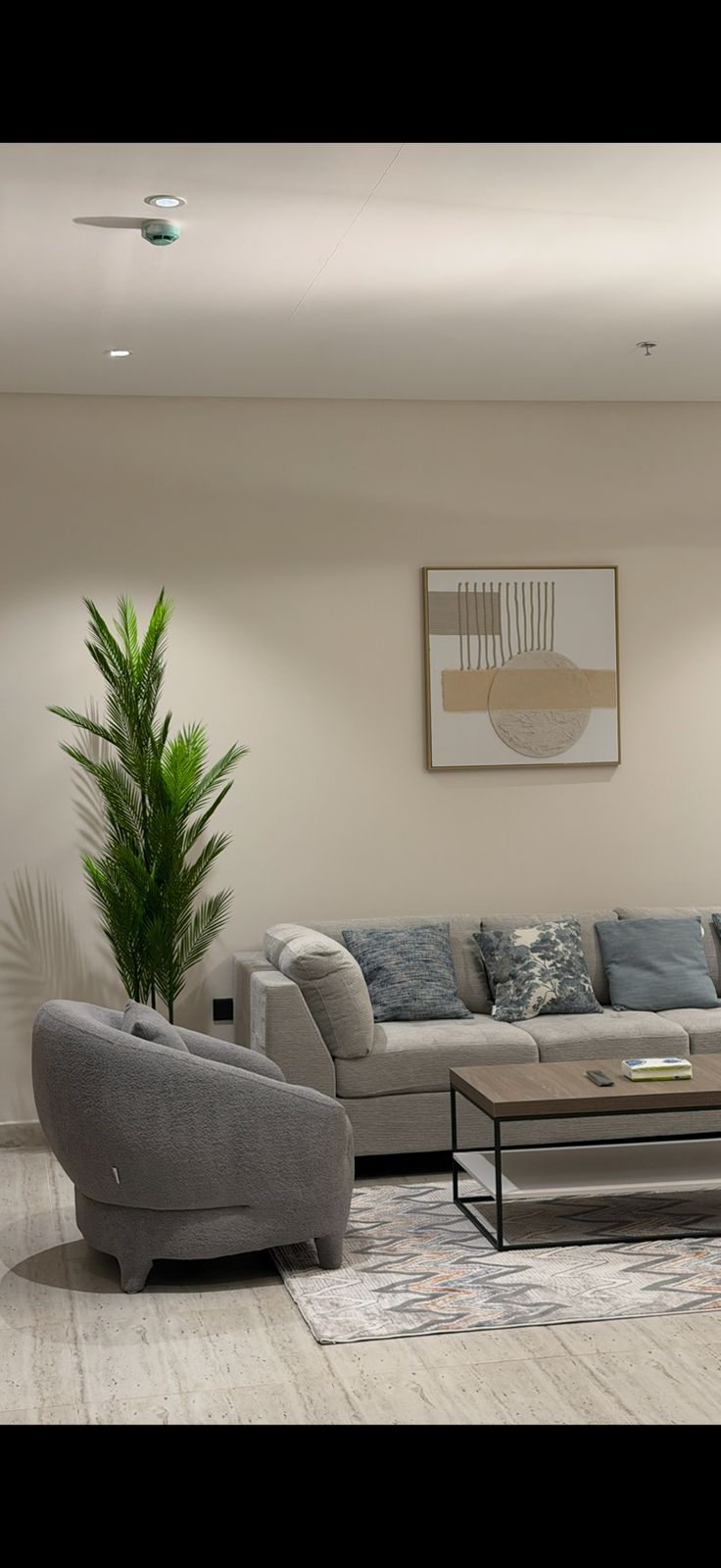 شقة 3 غرف في عرقة 1